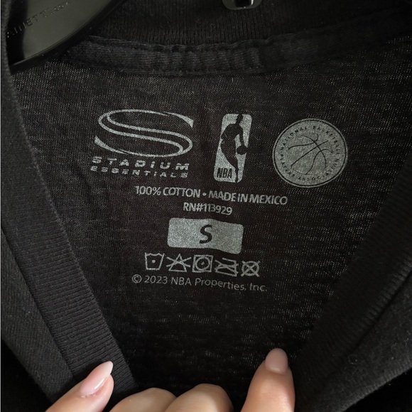 Boston celtics shirt - Picture 3 of 3